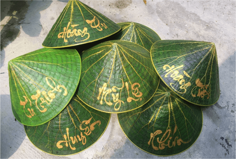 Nón là bài thơ xứ Huế