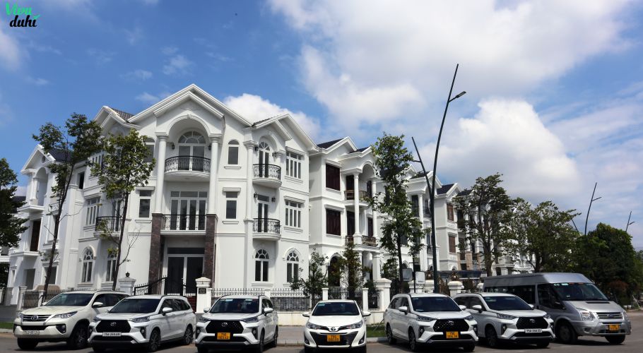 Dàn xe du lịch Huế của Vivuduhi