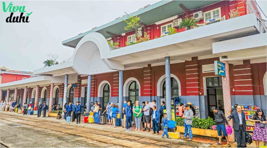 https://vivuduhi.com/wp-content/uploads/2024/12/tau-hoa.jpg