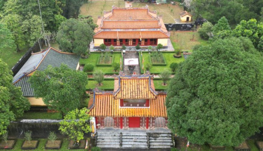 Thuyết minh về Lăng Vua Gia Long