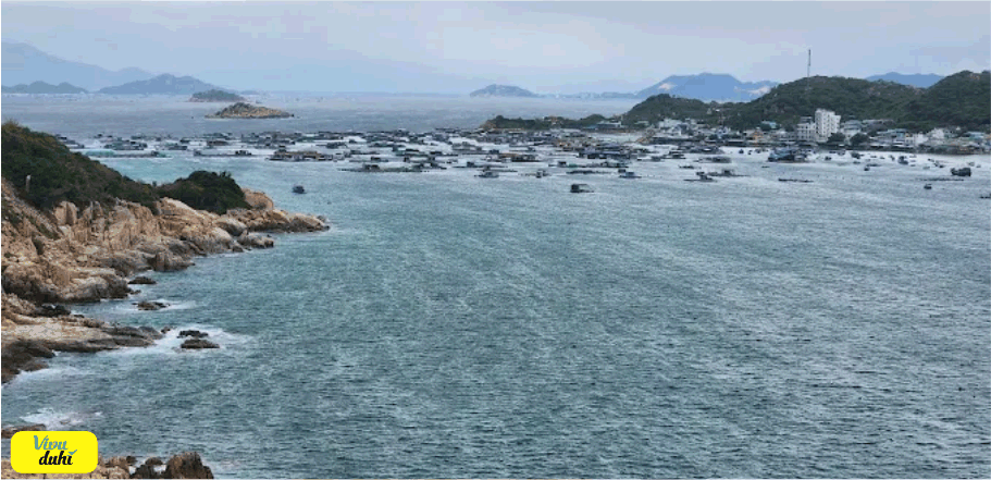 Vẻ đẹp tự nhiên, nước biển trong vắt, bãi cát trắng: Vẻ đẹp tự nhiên, nước biển trong vắt, bãi cát trắng: